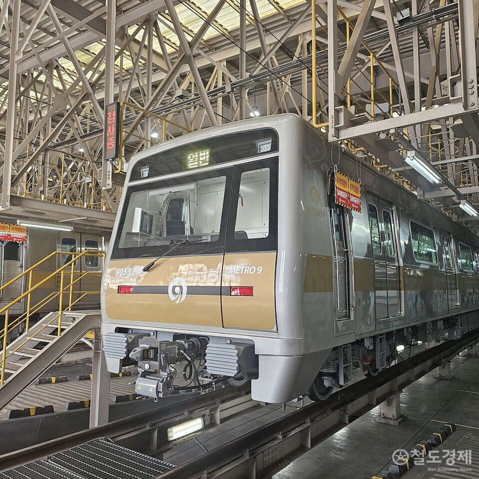 30일부터 투입될 9호선 증차분 차량. 현대로템에서 제작했다. / 사진=서울시
