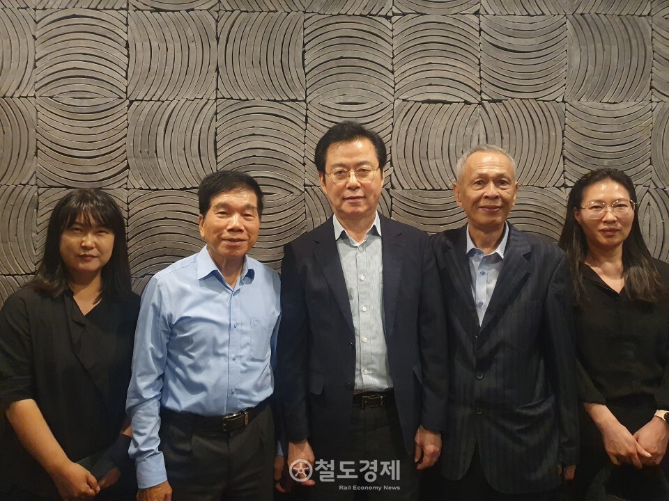 한국철도산업협회와 베트남건설협회는 18일 서울에서 양국 철도산업 협력 방안을 논의했다. / 사진=한국철도산업협회