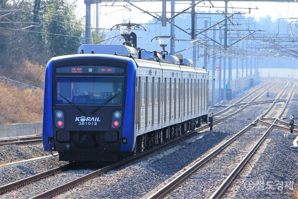 동해선 광역전철 전동차. / 철도경제