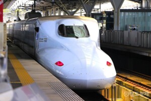 철도차량의 '잔혹사'를 끝낼 두 개의 열쇠, 영국와 일본에서 얻어야 - 뉴스 썸네일 이미지